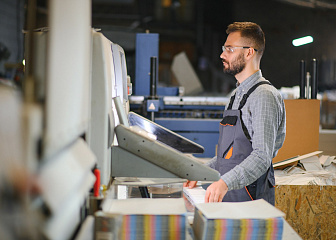 Аппаратчик-поливщик фотоэмульсий